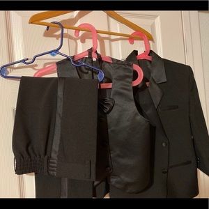 Boys Black Suit Size 5 SOLD